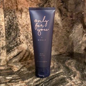 Monat Curl Cream